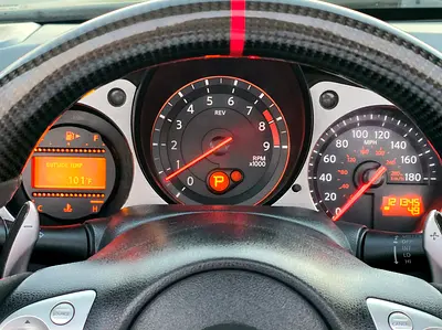 2010 Nissan 370Z — миниатюра 18