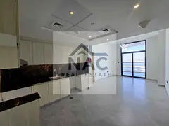 High Floor, Stunning View, Natural Bright, Ready To Move In.