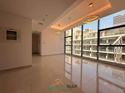 شقة بغرفتي نوم | إطلالات على البحر والمدينة | شرفة | JVC Mass Residence