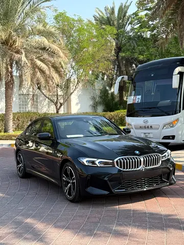 BMW 318i M kit , 2026, 5 YEARS SERVICE AND WARRNTY