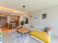 Elegant 1BR | Burj Khalifa View | Ready to Move In