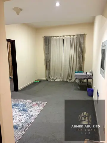 فرصة مميزة للسكن في غرفة وصالة بمطبخ مغلق وموقف سيارة في جاردن سيتي – عجمان
