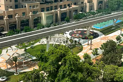 Furnished | Close to Mall | Vacant Now