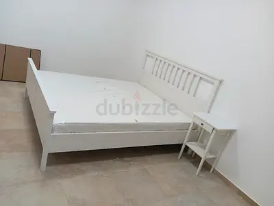 Ikea hamness king size bed frame with Ikea mattress 180×200cm