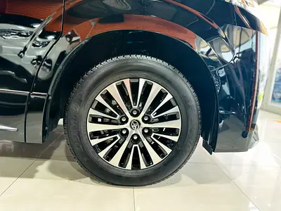 2026 Toyota GRANVIA 缩略图 13