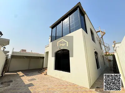 للبيع فيلا شارع وسكه بمنطقة المويهات 2 مع الكهرباء والمياه والمكيفات تملك حر ثانى قطعه من شارع الشيخ عمار