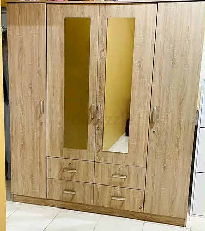 Furnitures waldrobe