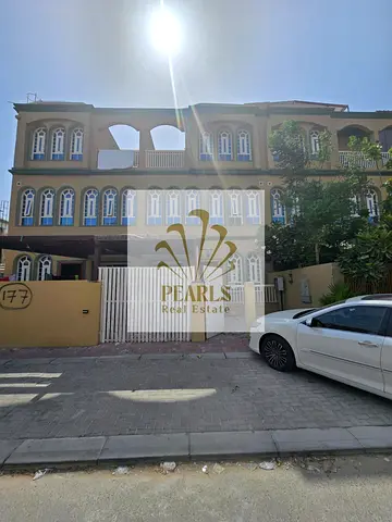 Luxury 3-bedroom for annual rent in Uptown Al Zahia, 4 bathrooms and storage room, spread over 3 fl