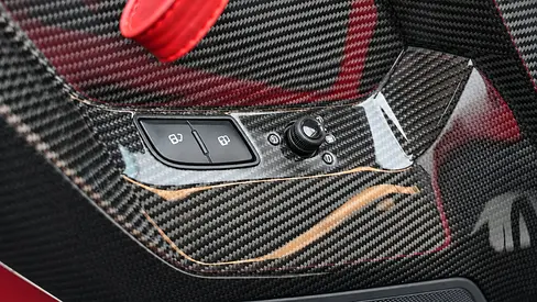 2016 Lamborghini AVENTADOR thumbnail 20