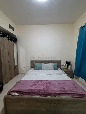 King size  frame with mattress