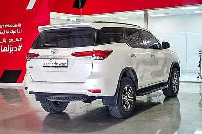 2022 Toyota FORTUNER — фото 6