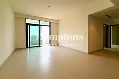 Brand New | High Floor | Stunning Lagoon View