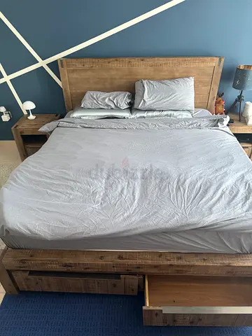 King bed for sale
