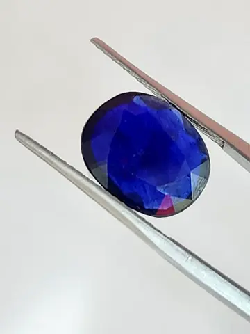 Natural Deep Blue Sapphire Oval Cut 5–7mm (Untreated) - Loose Gemstone