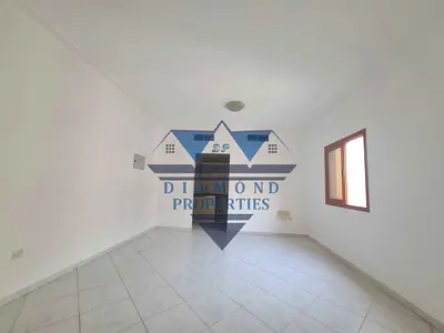 Peace full and family NEAT AND CLEAN building IN STUDIO CANTRAL AC CANTRAL GAS AVAILABLE JUST IN 22K PARKING SPACE SEPARATE CHARJES PARKING GOOD LOC