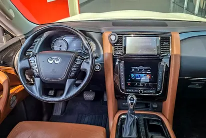 2021 Infiniti QX80 照片 10