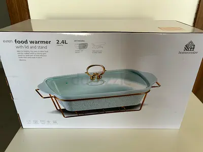Brand new 2.4L Evren food warmer with lid and stand