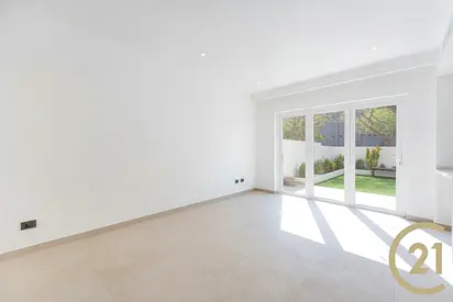 Upgraded | Vacant and Viewable | Vastu