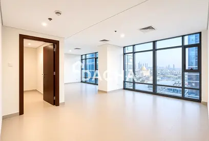 Large Layout | Lake Views | Closed Kitchen