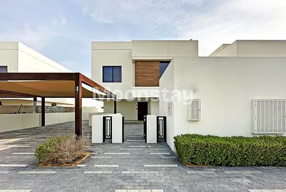 Prime Community | Spacious | 4BR + Maids