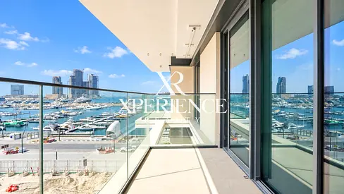UNOBSTRUCTED FULL SEA AND MARINA VIEW | CLOSEST BUILDING TO WATER