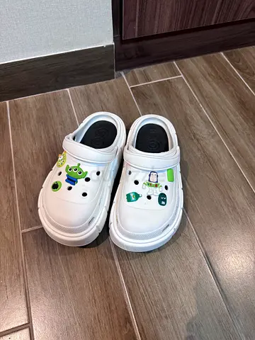 Shoes for sold