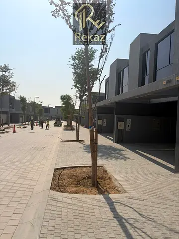 Luxury 4BHK Corner Townhouse Brand New For Rent Saro Masaar