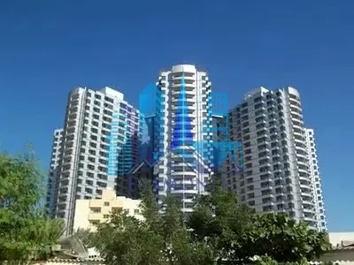 Biggest Open Size Office, Vacant for Rent With Parking.