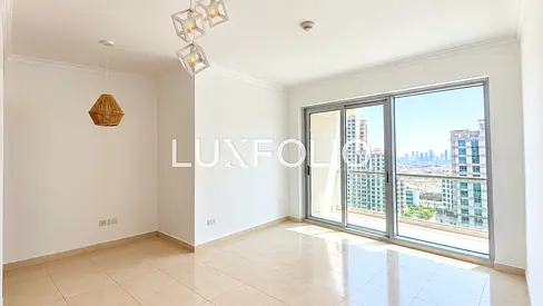 Vacant | Golf Course View | Upgraded