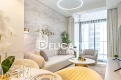 Bright 2 beds |Furnished | Vacant