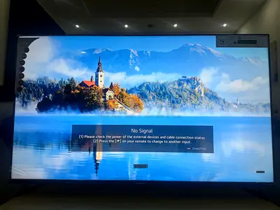 58-inch NOKAI UHD LED TV - MINT condition, working, covered with original plastic packing on screen