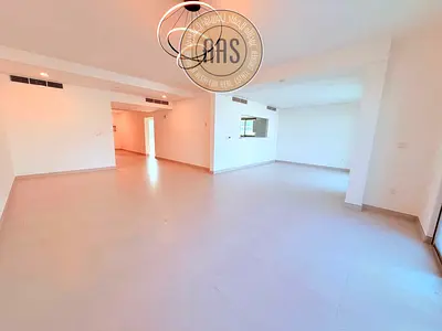 No commission Spacious 4bedroom villa with maid room in garden view villas Dubai