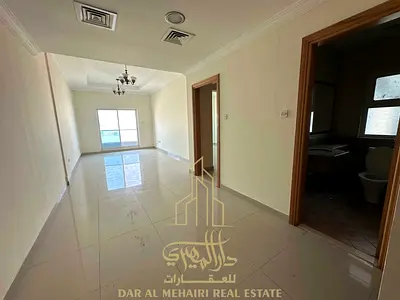 1 B/R FLAT AVAILABLE IN KARAMA NEAR METRO