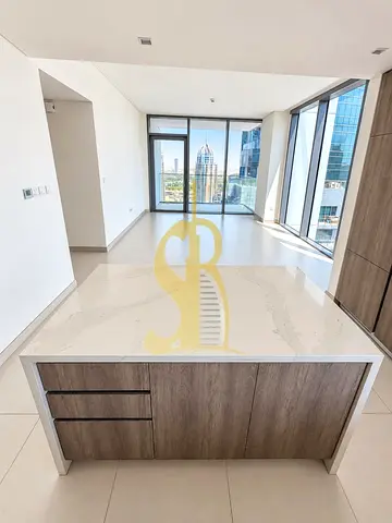 High-Floor 2BR Apartment | LIV Marina | Full Marina & Skyline Views | Balcony