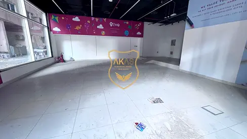 BEST LOCATION FOR ANY ACTIVITY SHOP AVAILABLE RENT ONLY 75k