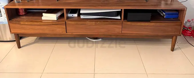 Tv unit