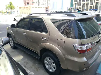 2009 Toyota FORTUNER — фото 2
