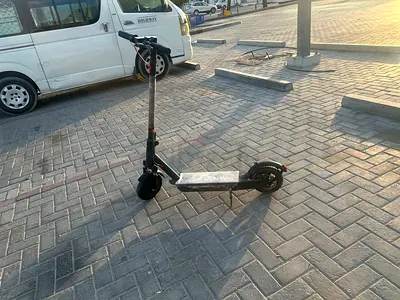 Electric Scooter (Used) - Good Condition, Ready to Ride
