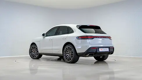 صورة مصغرة 2 لـ 2023 Porsche MACAN