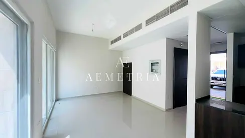 3 Bed Townhouse For Rent Victoria Cluster D2