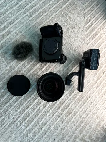 Sony FX2 XLR handle, Sigma 24-70mm 2.8 II