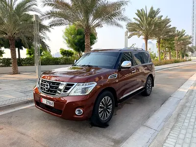 Patrol LE Platinum-V8-5.8 L- GCC - Full Agency Service History- Under Warranty-Full Original Paint