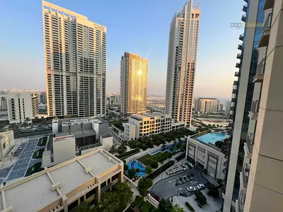 Spacious & Bright with Sunlight | Mid floor | Community view