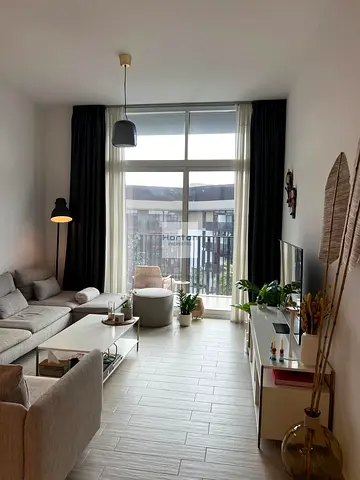 POOL VIEW | FULLY FURNISHED | ELLINGTON