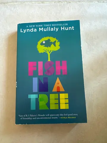 Fish in a Tree by Lynda Mullaly Hunt - Paperback