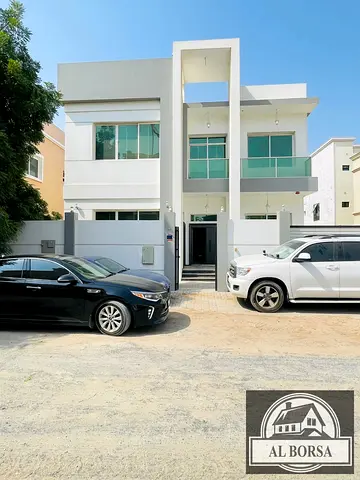 Villa for rent in Ajman Al Yasmeen on the corner of two streets, beautiful location, payment facilities
