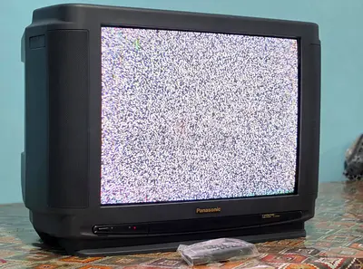 Panasonic 25" CRT TV (TC-25V50R) - In Original Box & Packaging + Remote!