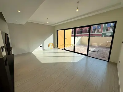 Spacious 3BR | Private Terrace | Multiple Options