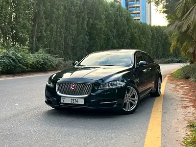 Jaguar XJ Luxury (LWB) 2014 | GCC Specs | Pristine Condition
