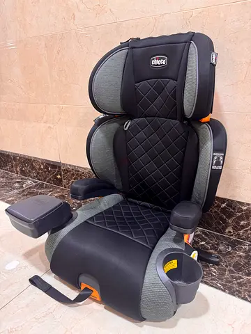 Used child car seat / booster with ISOFIX connectors - good condition